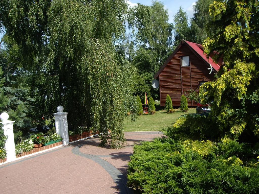 Dom Nad Jeziorem Rasząg Exterior foto